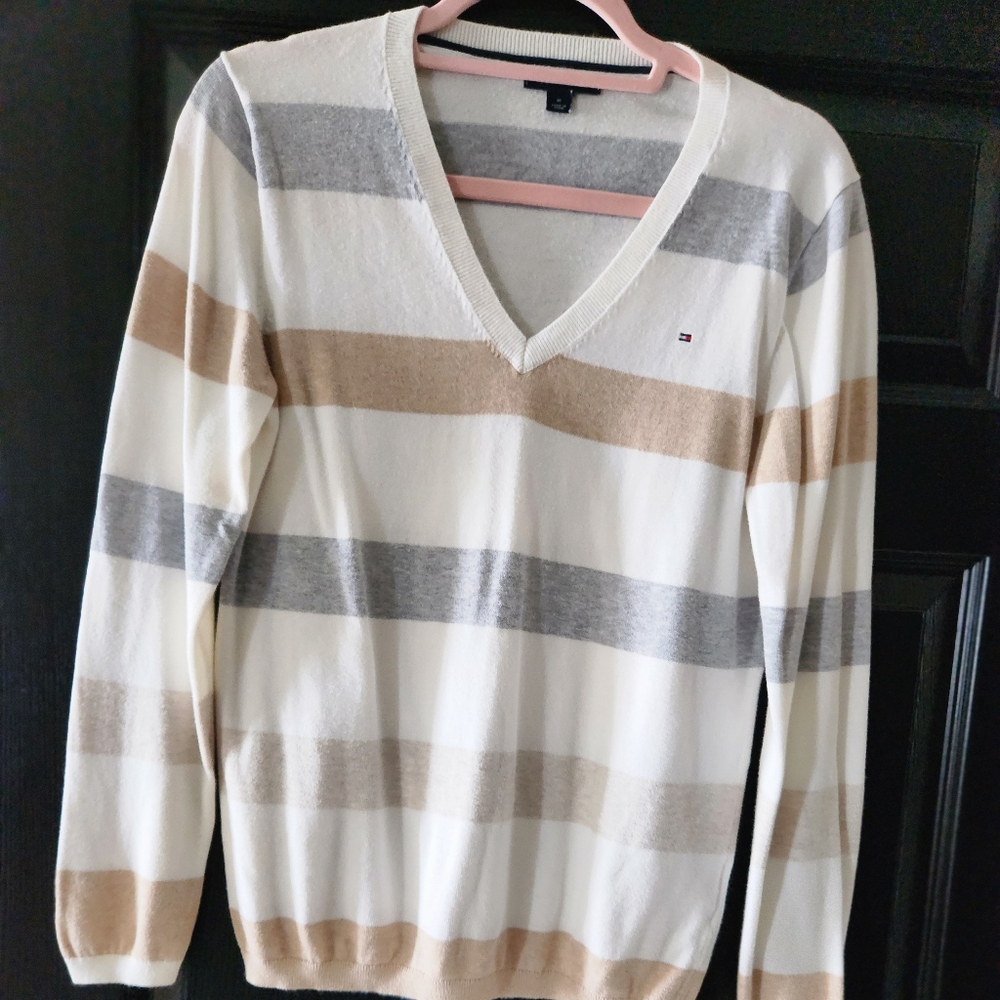 Tommy Hilfiger Cream, Gray & Tan Striped V-Neck Sweater